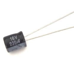  PA-019   220uF 16VDC kondenztor THT