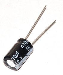  PA-020   470uF 16VDC kondenztor THT