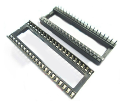  FE-032   DIP40P IC foglalat norml